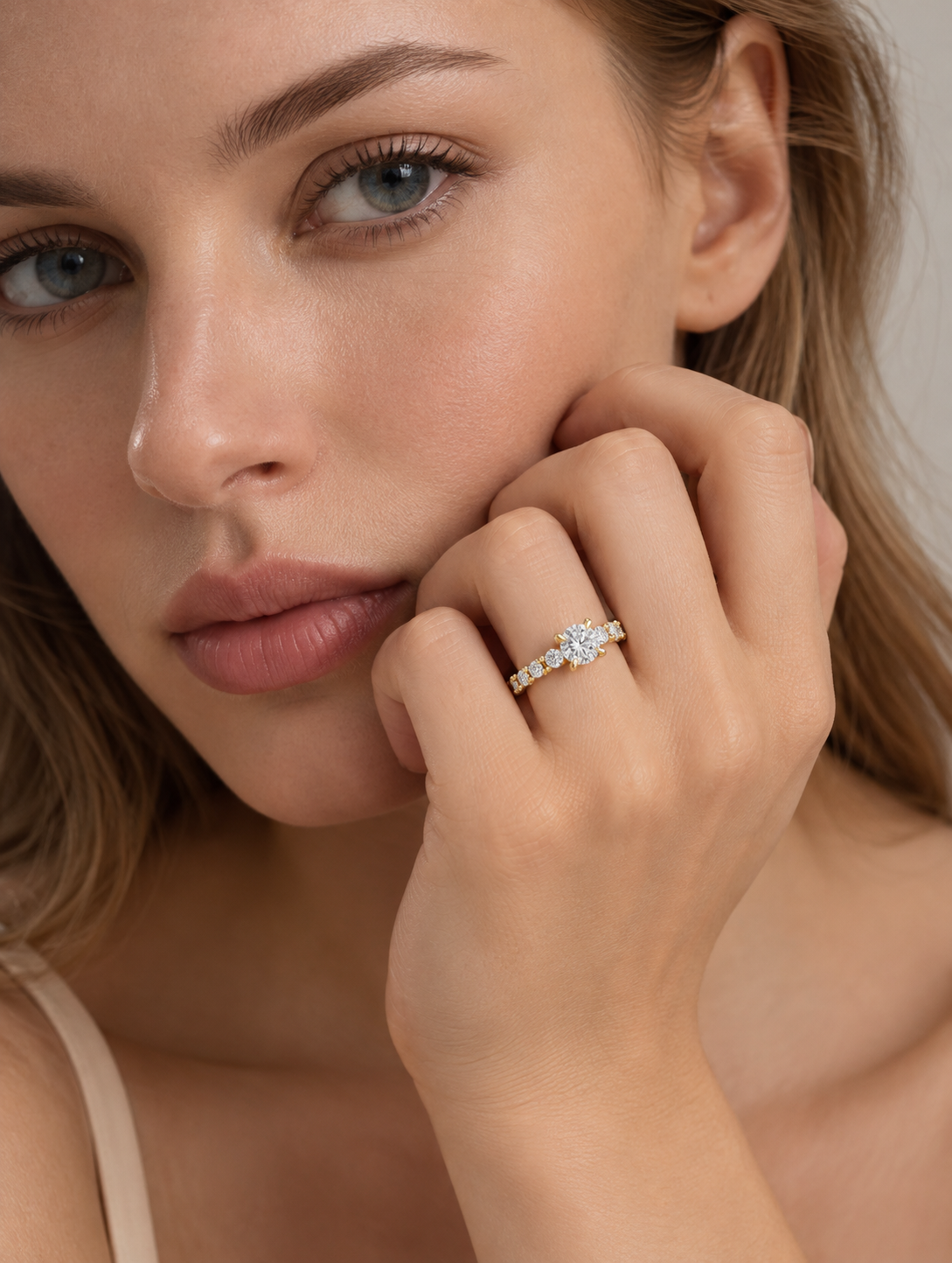 Élanora Bloom Solitaire