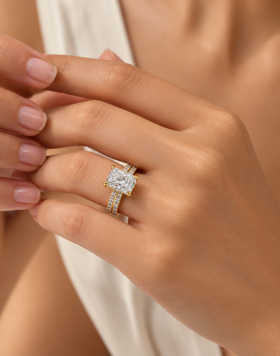 Valessia Radiant Solitaire